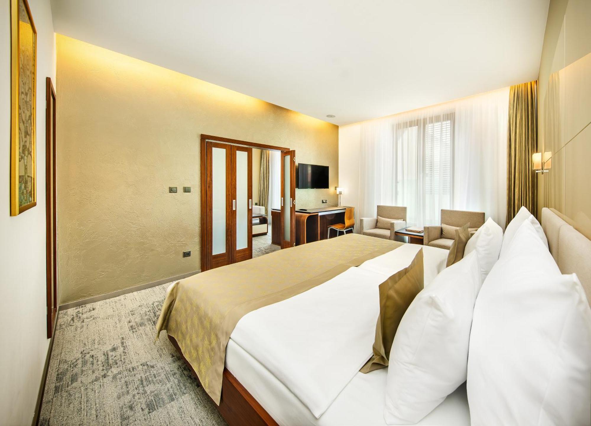 Wellness Hotel Diamant Hluboká nad Vltavou Exterior foto