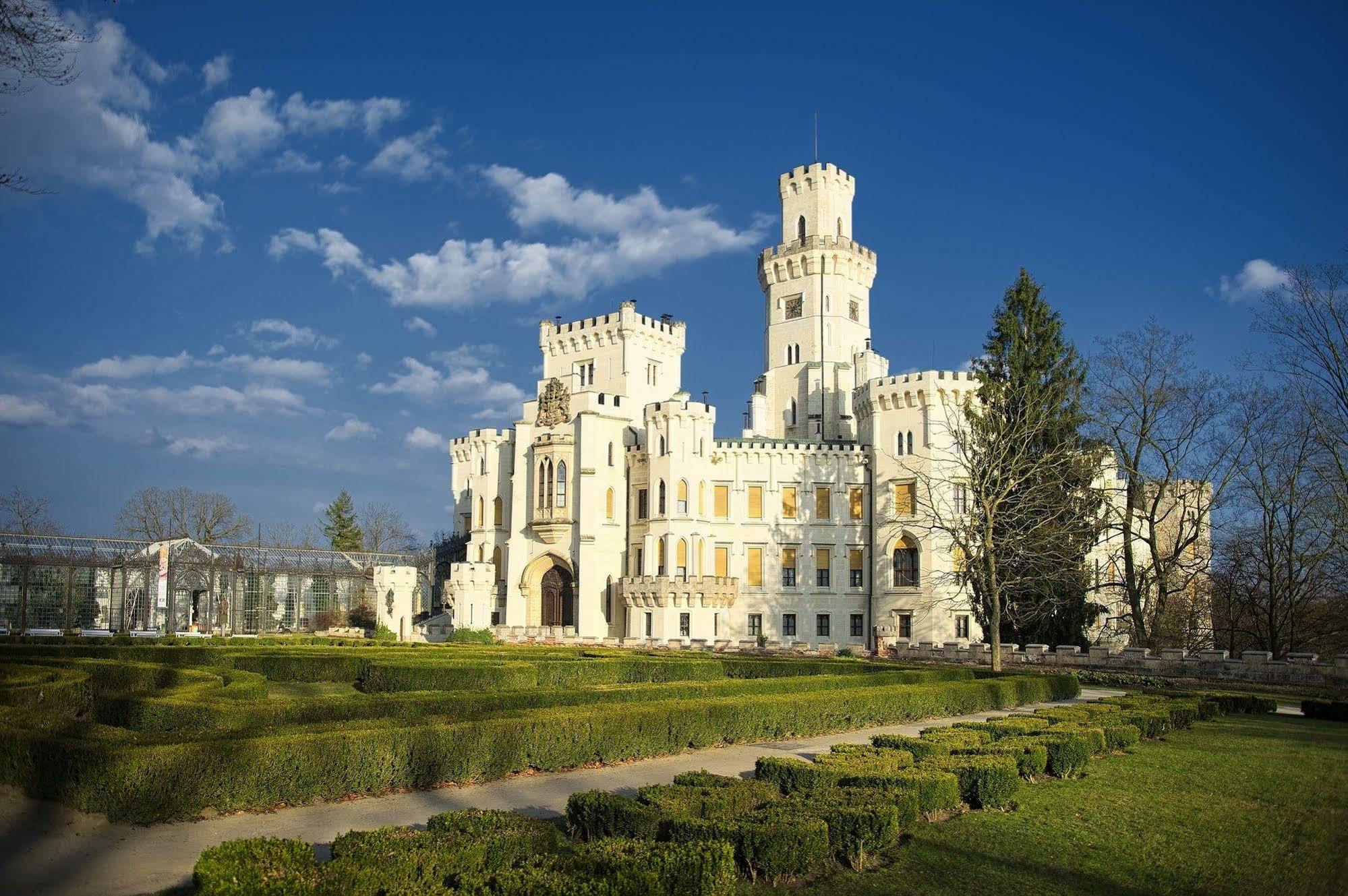Wellness Hotel Diamant Hluboká nad Vltavou Exterior foto